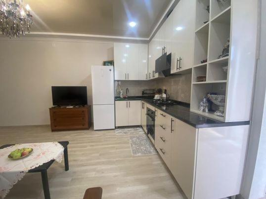 Guesthouse Family Batumi Eksteriør bilde