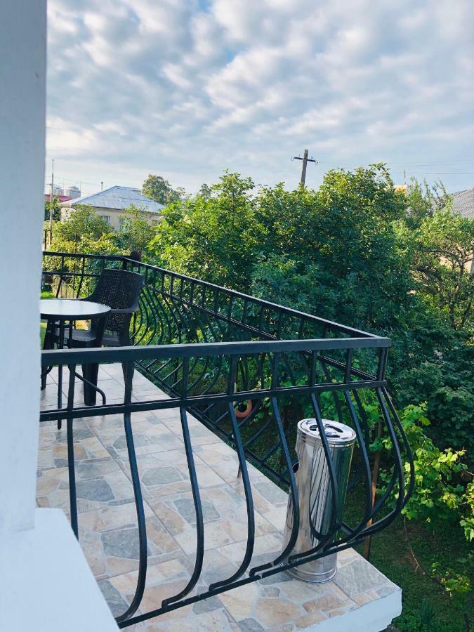 Guesthouse Family Batumi Eksteriør bilde