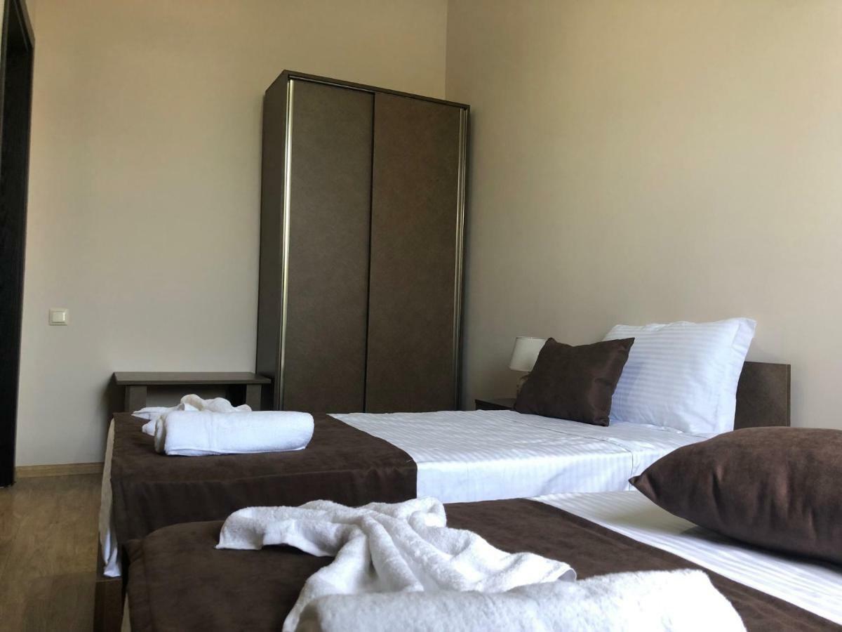 Guesthouse Family Batumi Eksteriør bilde